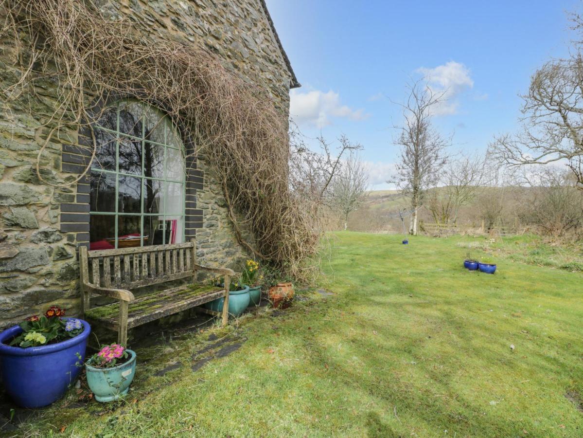 Llangadfan Beudy Dolpebyllヴィラ エクステリア 写真